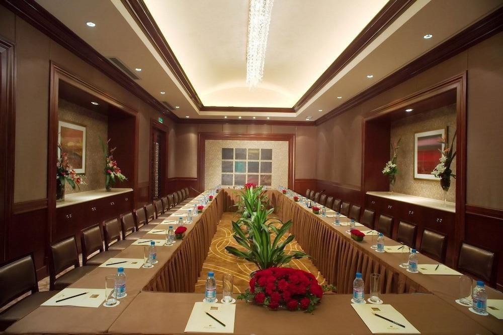 New Century Grand Hotel Кайфын Экстерьер фото