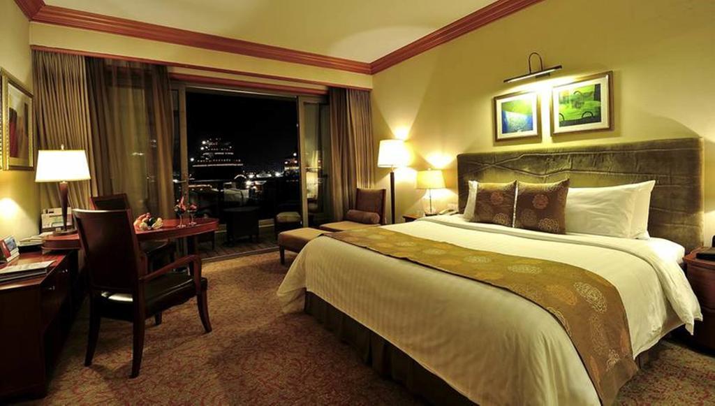 New Century Grand Hotel Кайфын Экстерьер фото